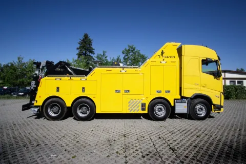 Volvo / POWER HDRV — ZC24002