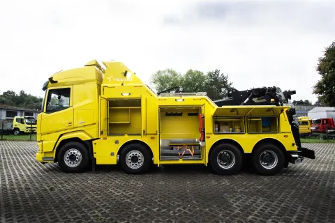DAF / POWER HDRV — ZC26XX1