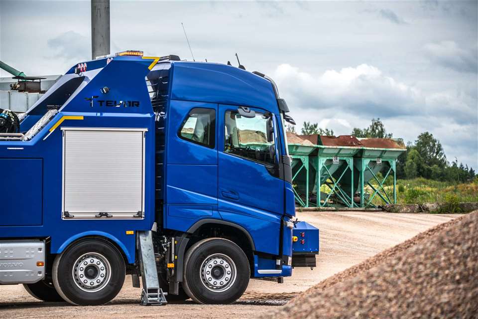 Volvo HDRV — 64