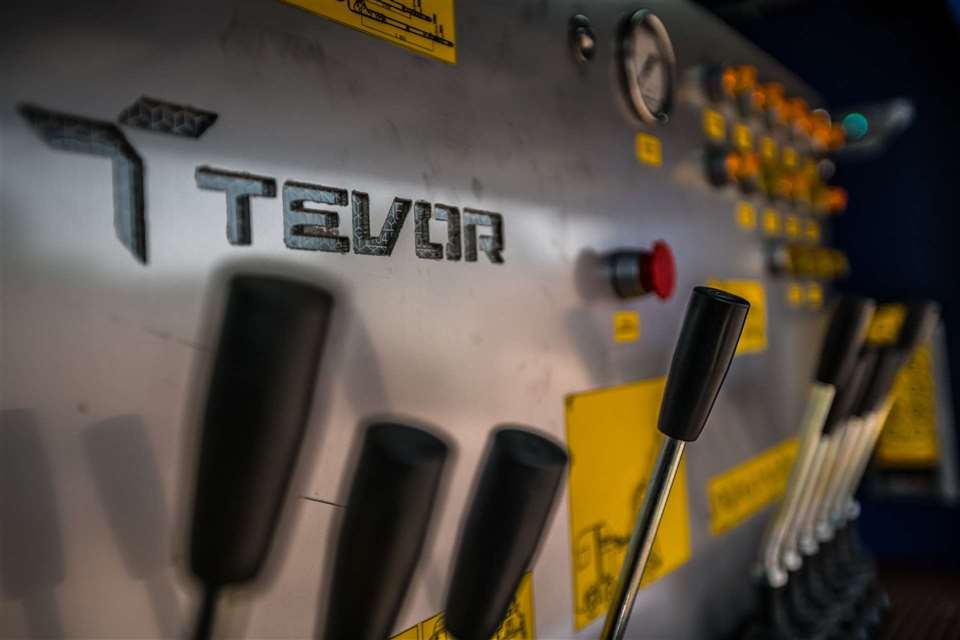 Volvo HDRV — 82